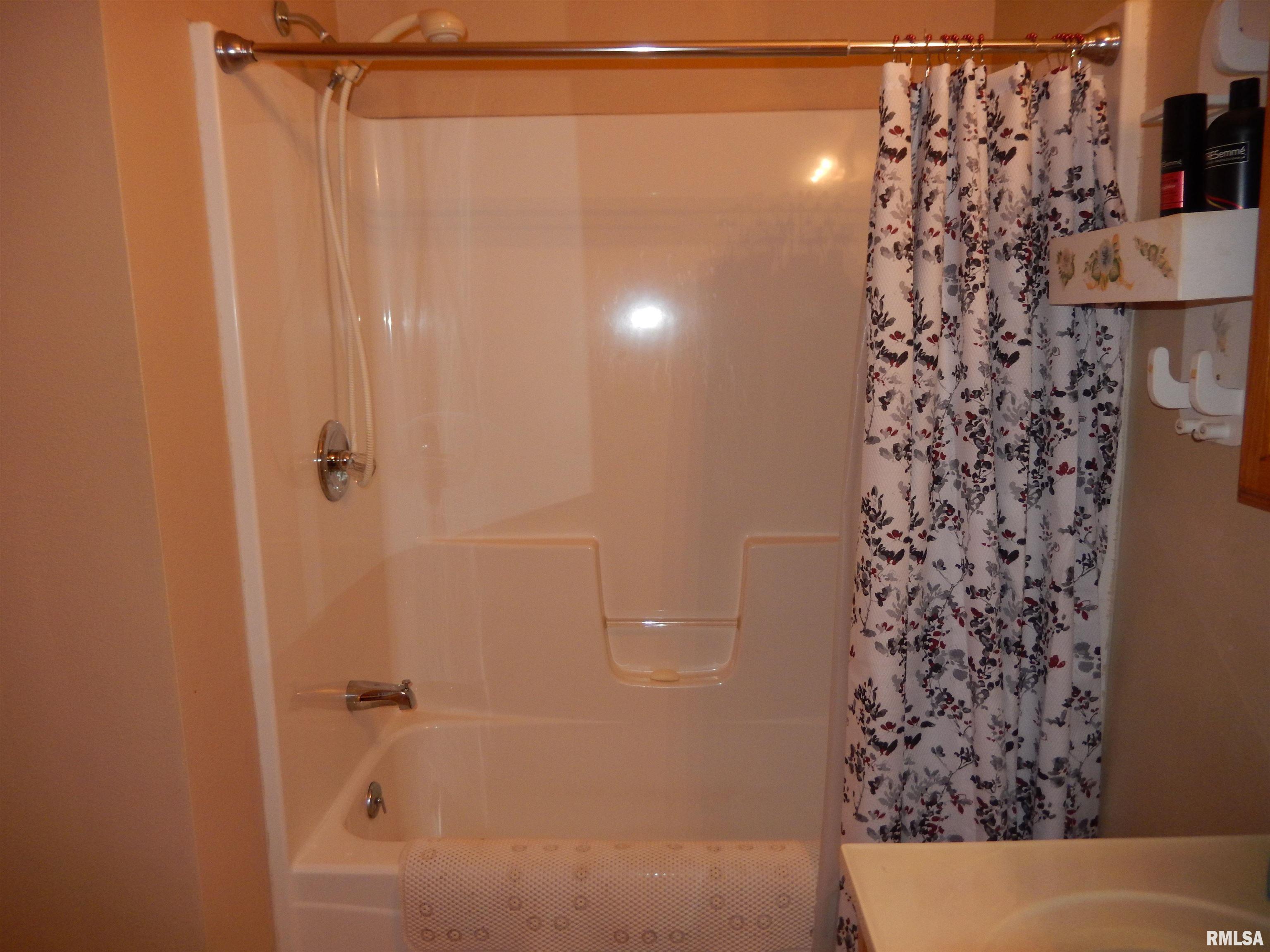 418 North Rile Street Bushnell, IL 61422 - Photo 29 of 54