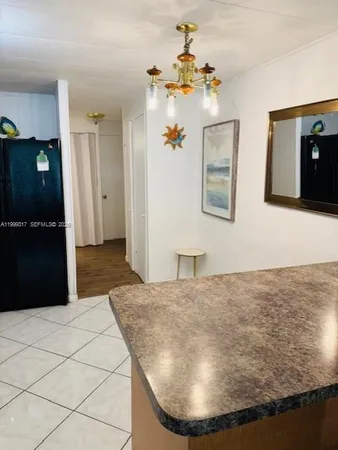 $2,000 | Davie, Davie, FL 33314