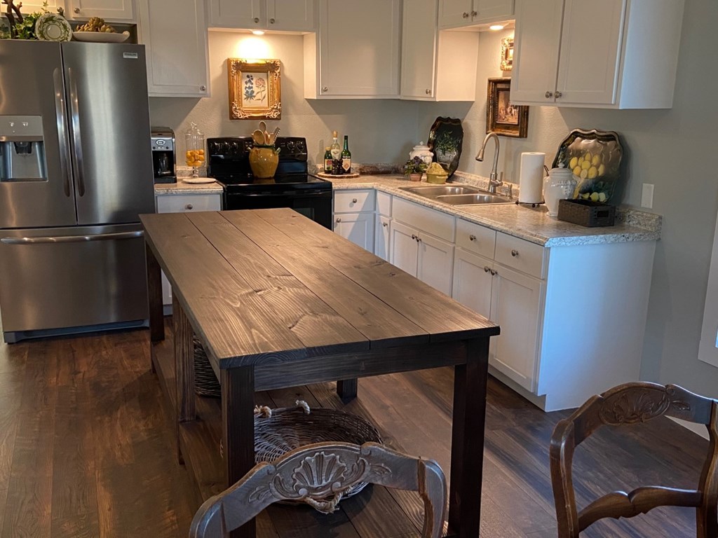 38 Parker Ranch Road Fredericksburg, TX 78624 - Photo 6 of 12