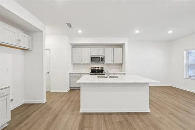 $324,900 | 5325 Frontier Court, Flowery Branch, GA 30542