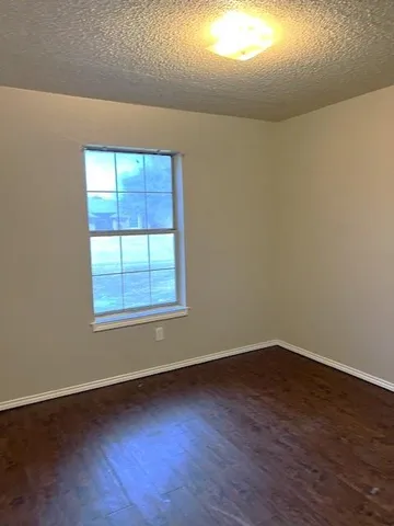 $1,700 | 624 Johnathon Court, Joshua, TX 76058