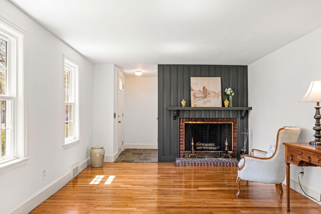 53 Summer Street Danvers, MA 01923 - Photo 18 of 41