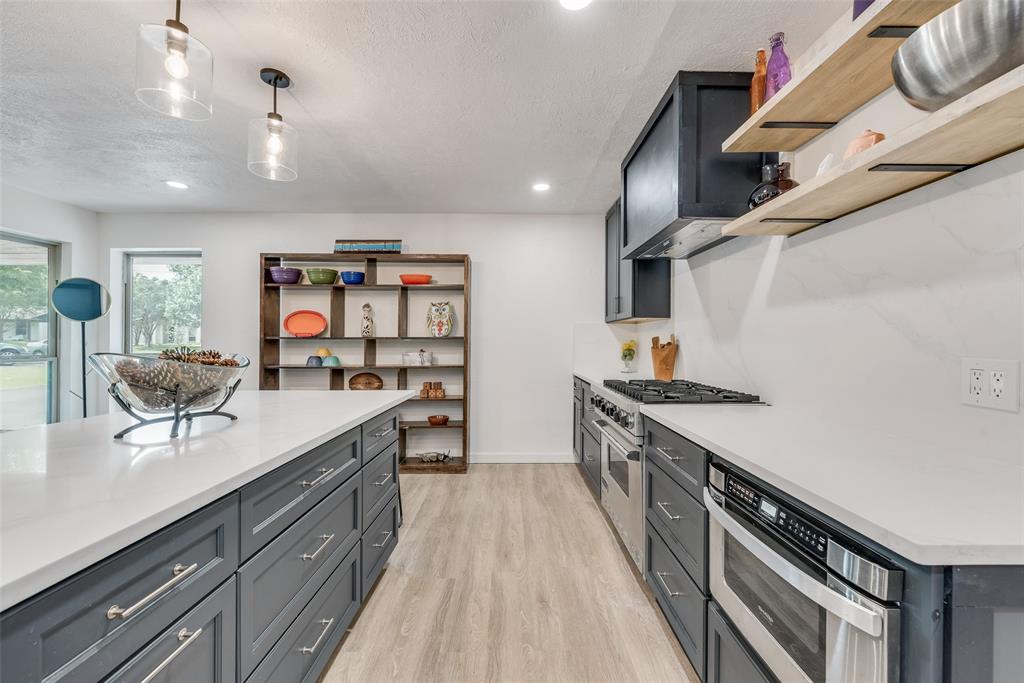 11231 McCree Road Dallas, TX 75238 - Photo 11 of 28