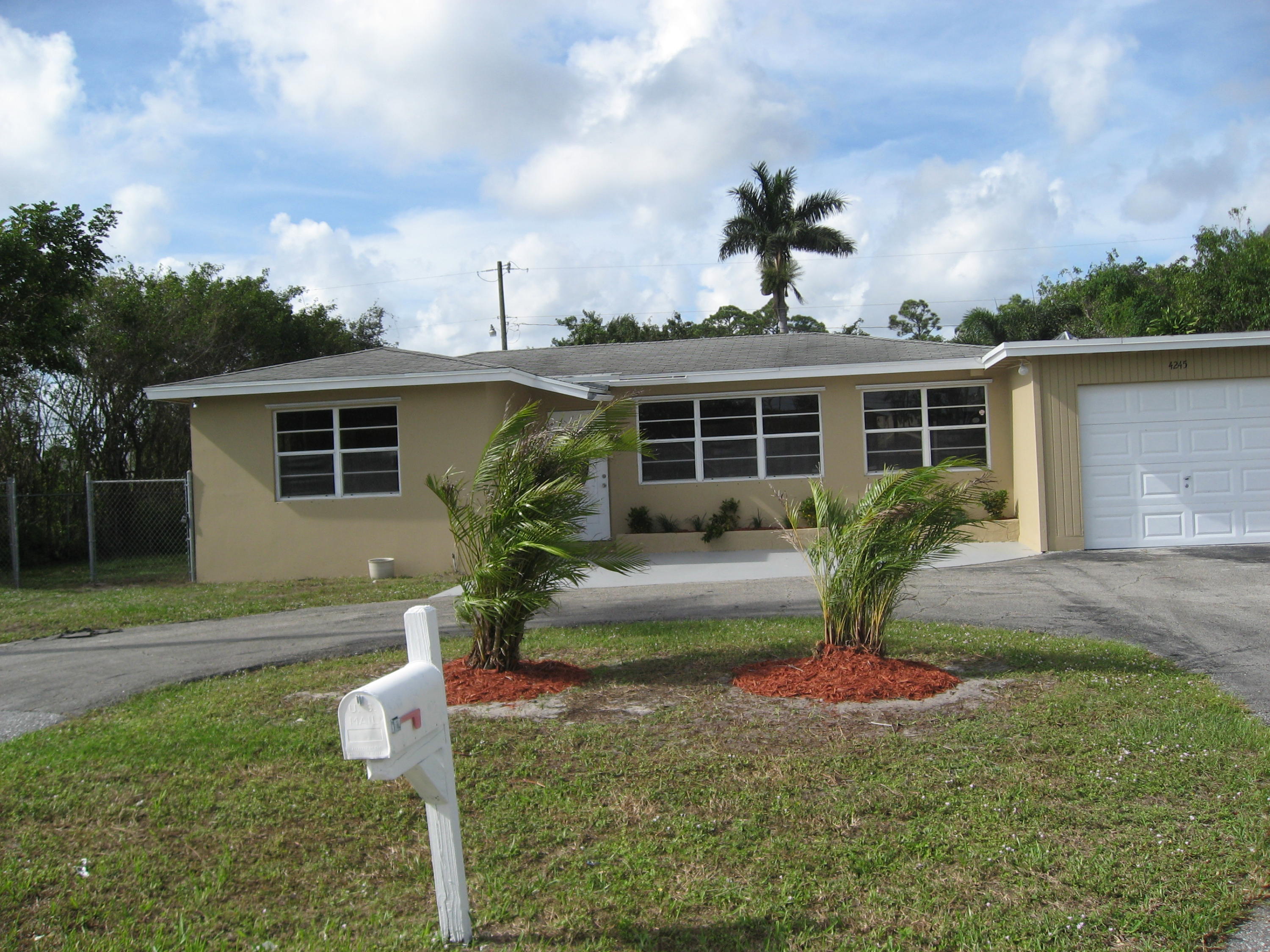 4245 Foss Road Lake Worth, FL 33461 - Photo 18 of 24 Foss Road 016