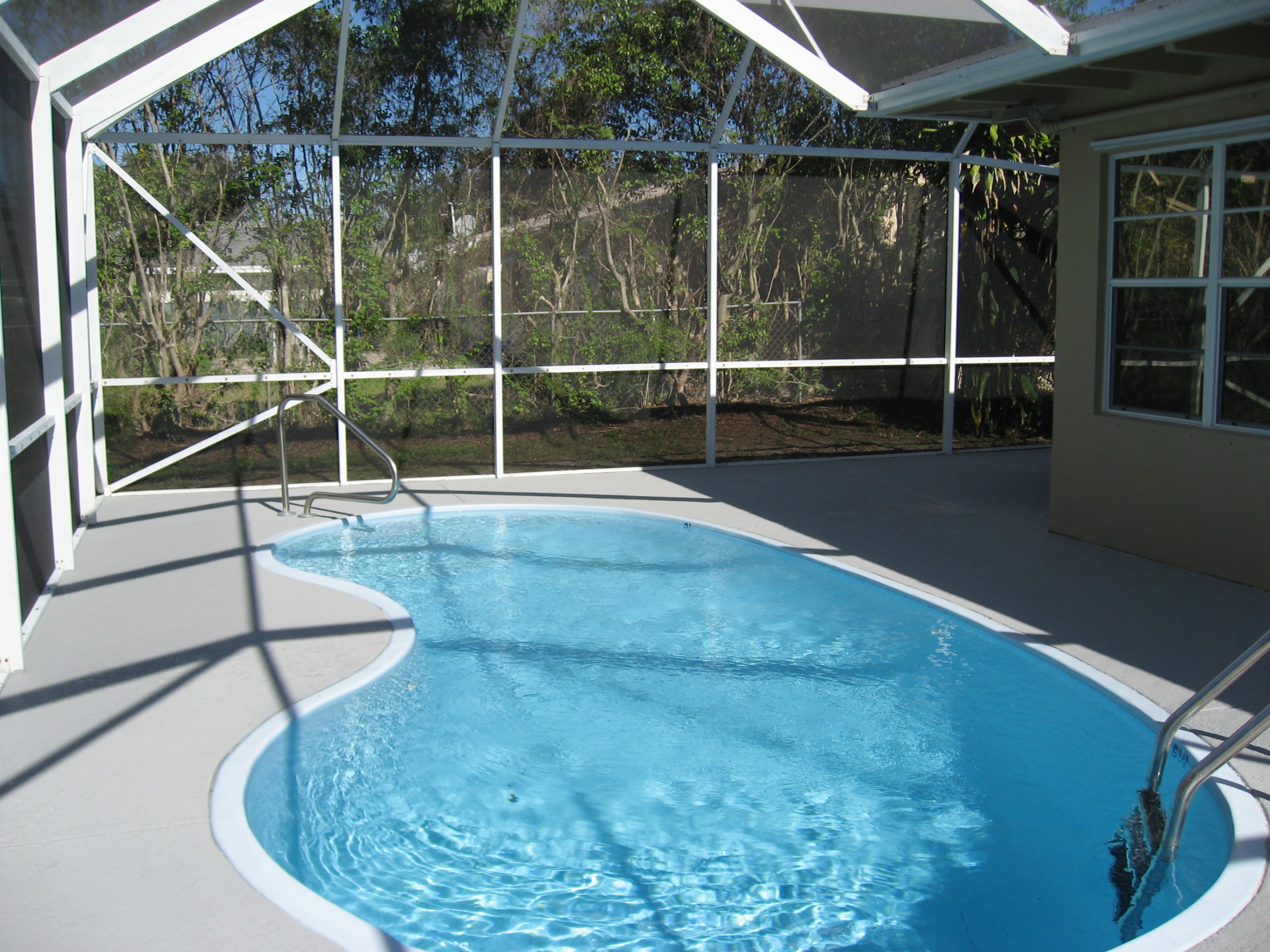 4245 Foss Road Lake Worth, FL 33461 - Photo 3 of 24 4245 foss 003