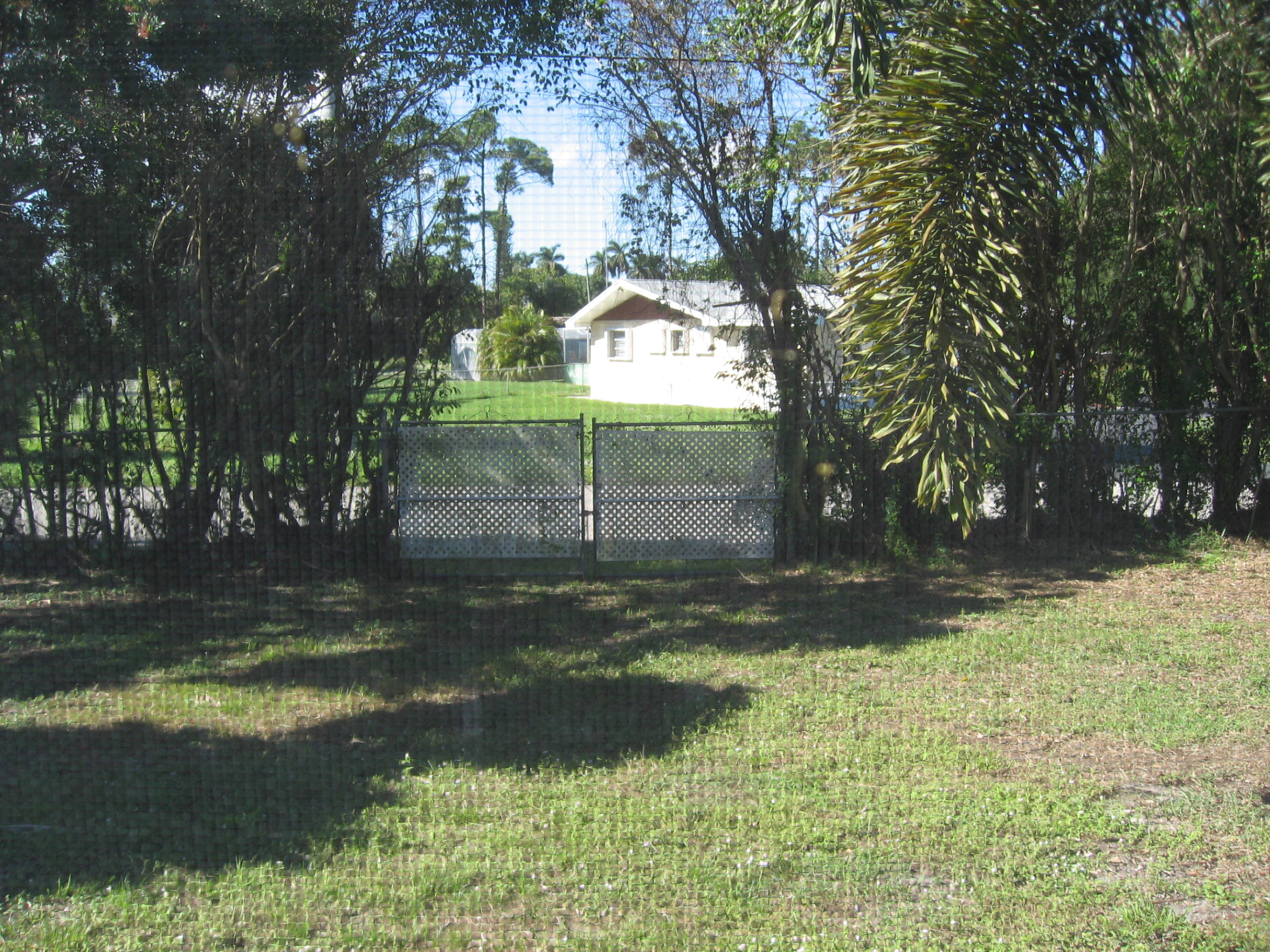 4245 Foss Road Lake Worth, FL 33461 - Photo 4 of 24 4245 foss 004