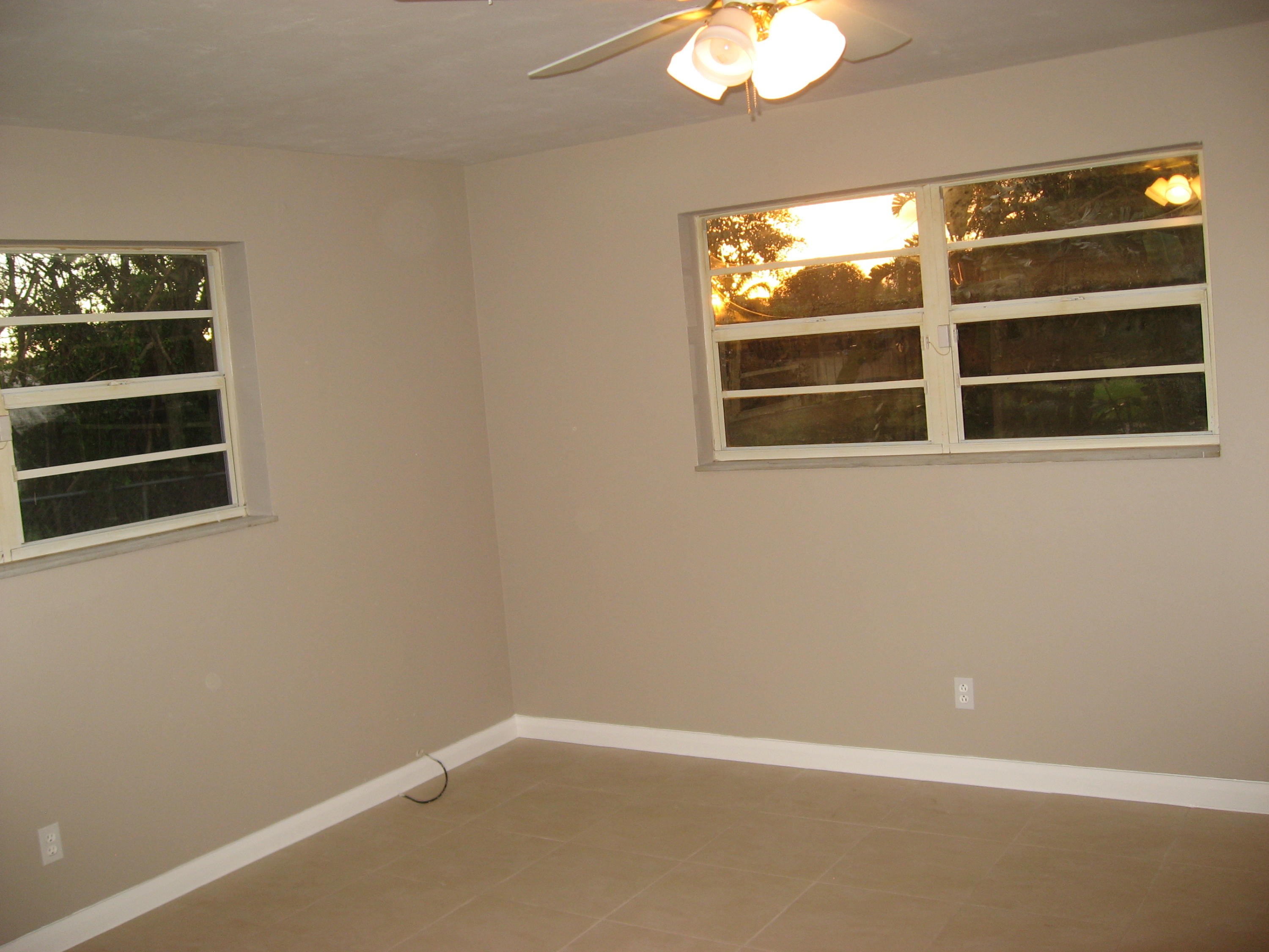 4245 Foss Road Lake Worth, FL 33461 - Photo 7 of 24 IMG_1342
