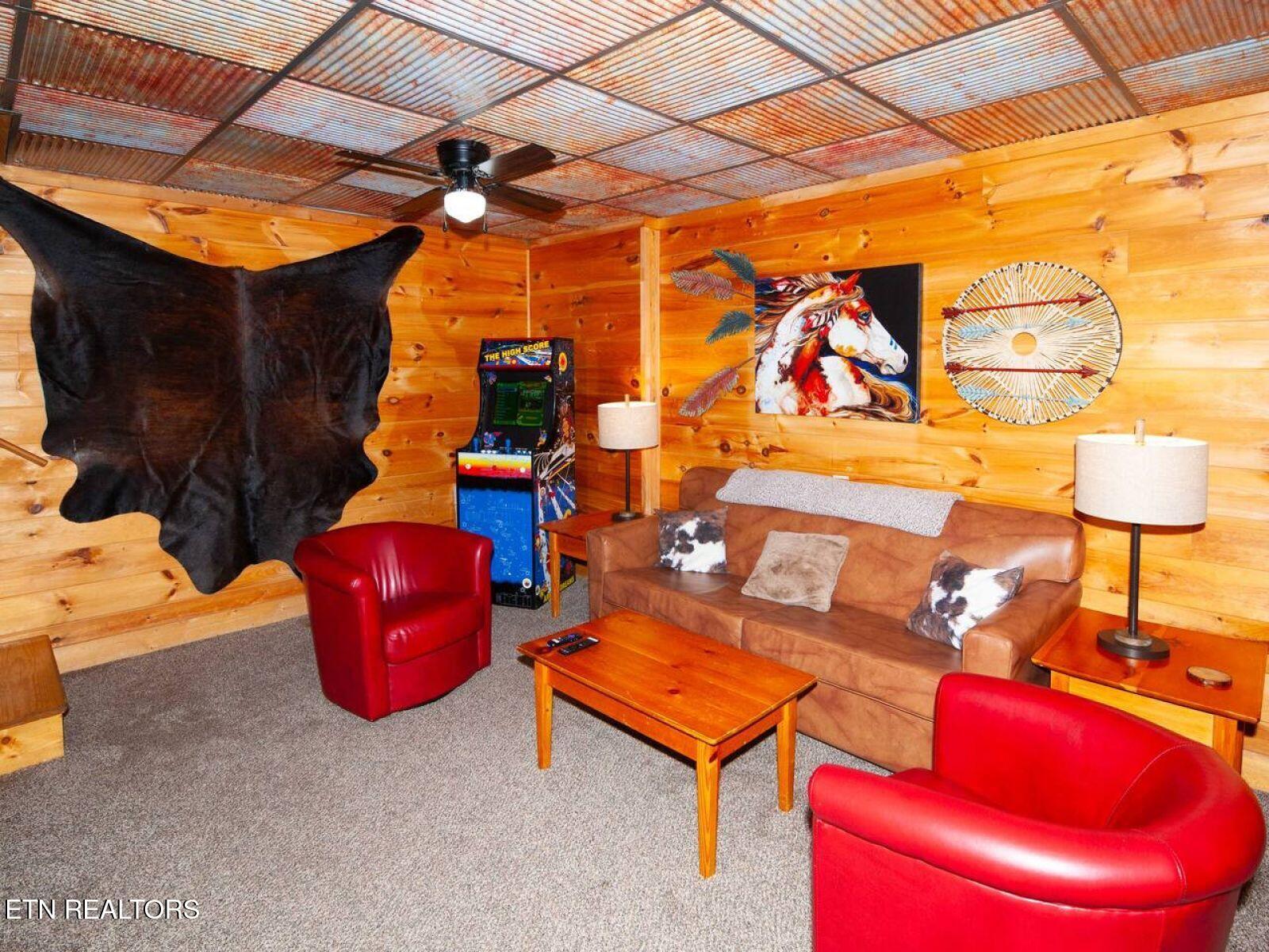 711 Black Hawk Way, Unit 252 Pigeon Forge, TN 37863 - Photo 11 of 32 11