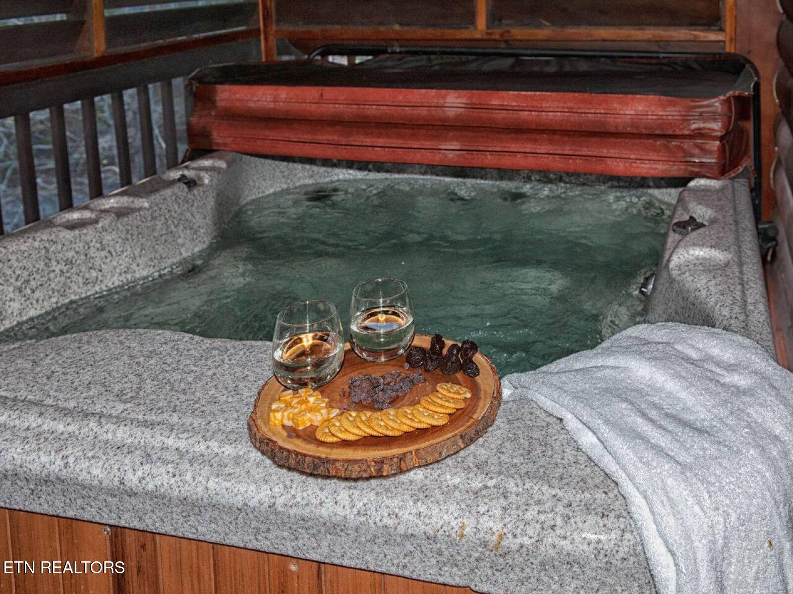 711 Black Hawk Way, Unit 252 Pigeon Forge, TN 37863 - Photo 17 of 32 17