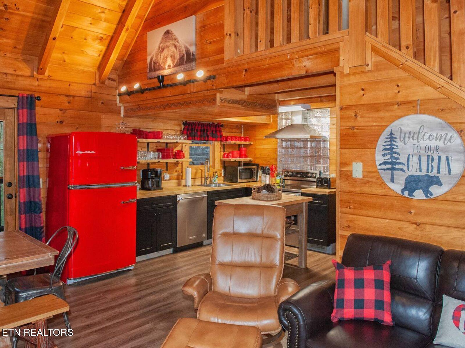 711 Black Hawk Way, Unit 252 Pigeon Forge, TN 37863 - Photo 6 of 32 6