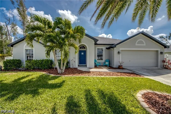 $325,000 | 2209 Northwest 2nd Place, Cape Coral, FL 33993