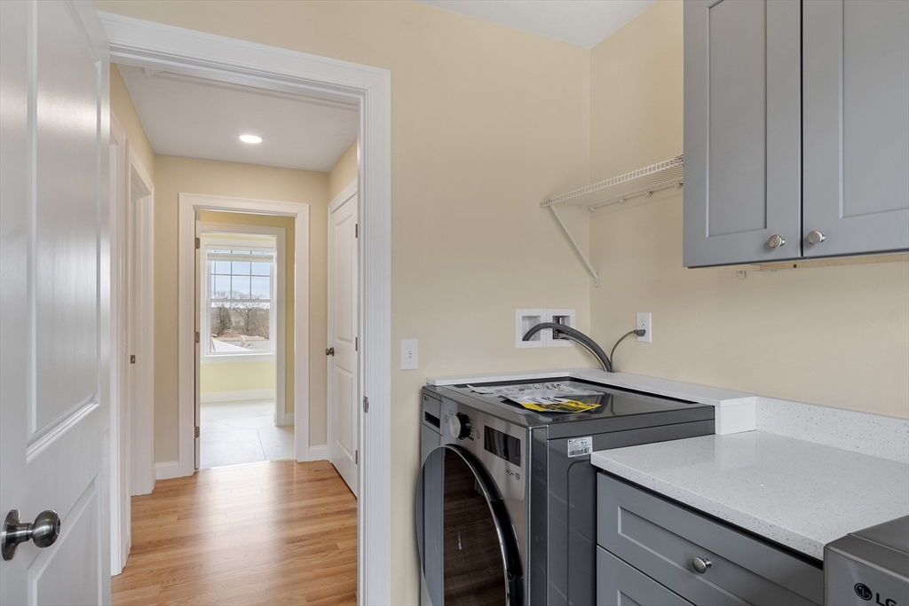 23 Leslie Road Worcester, MA 01605 - Photo 29 of 37 Gallery Image 29