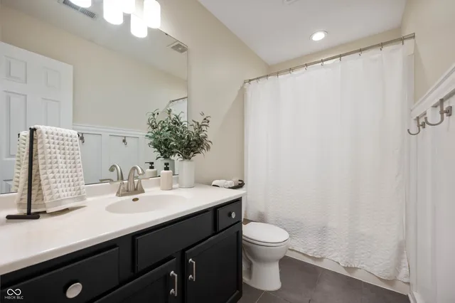 $298,900 | 19506 Creekview Drive, Noblesville, IN 46062