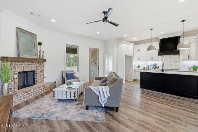 $399,900 | 221 Bronson Bend, Flowood, MS 39232