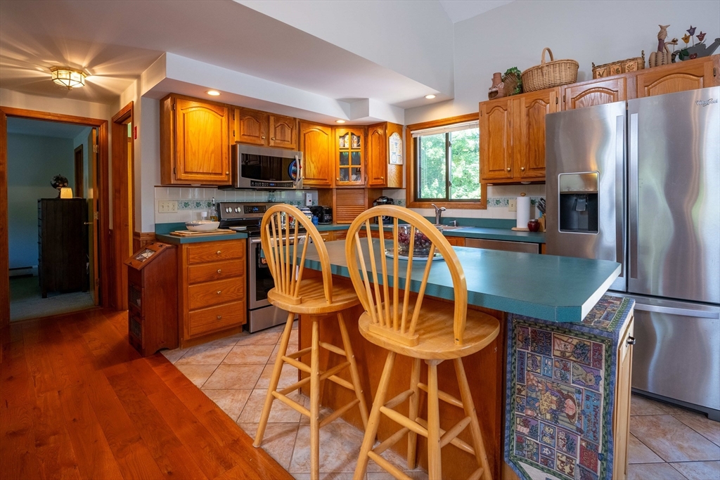 7 Heritage Road Acushnet, MA 02743 - Photo 5 of 16 Gallery Image 5