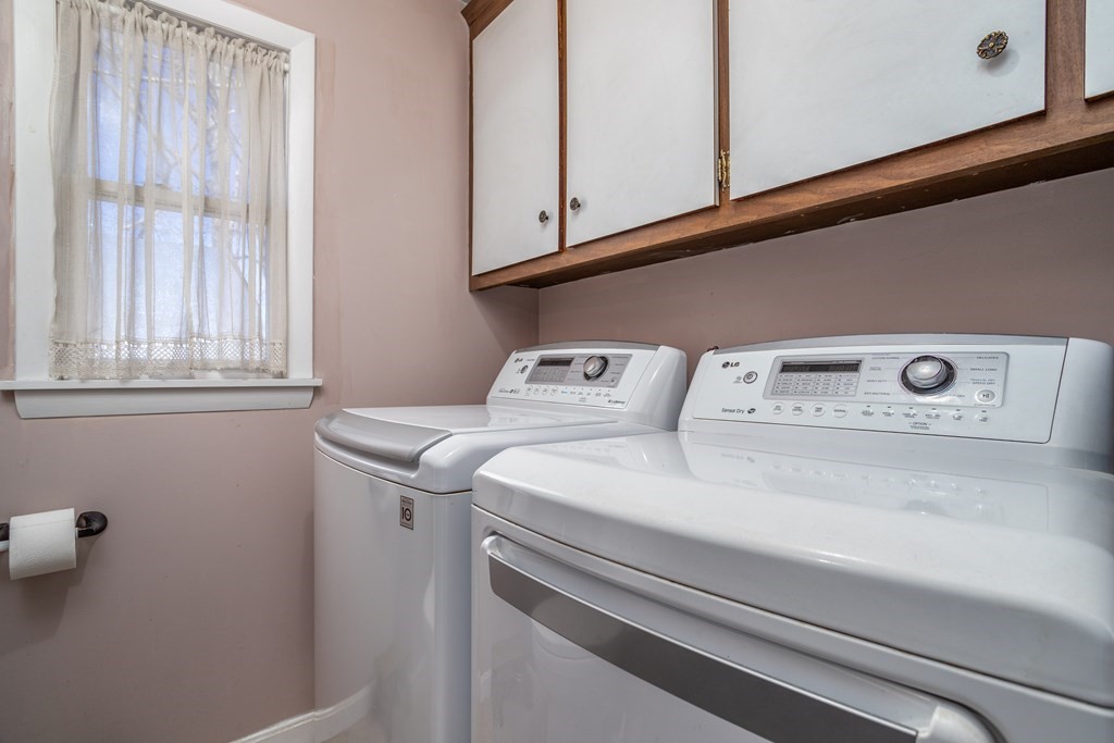 629 High Street Clinton, MA 01510 - Photo 15 of 25 Gallery Image 15