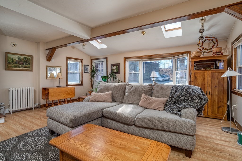 629 High Street Clinton, MA 01510 - Photo 16 of 25 Gallery Image 16