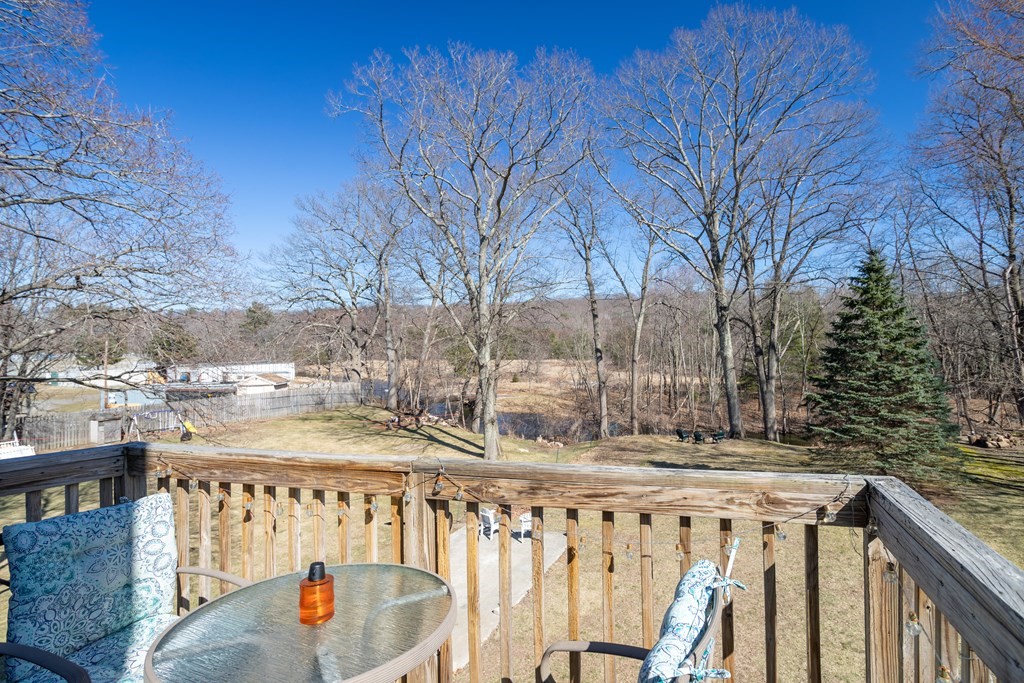 629 High Street Clinton, MA 01510 - Photo 7 of 25 Gallery Image 7