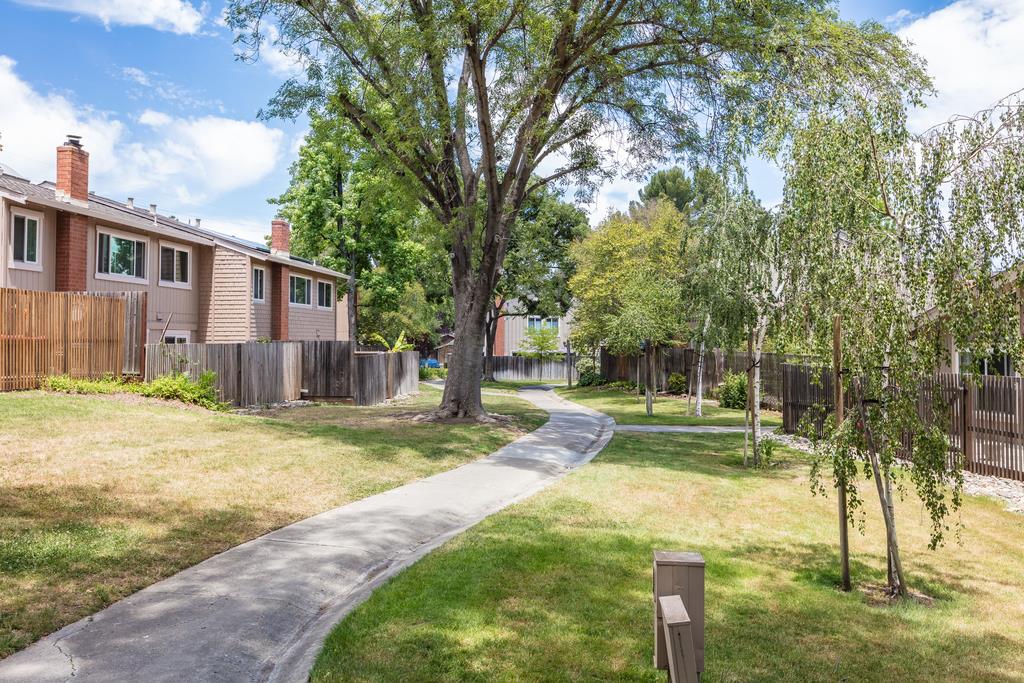 22963 Longdown Road Cupertino, CA 95014 - Photo 68 of 115 Gallery Image 68