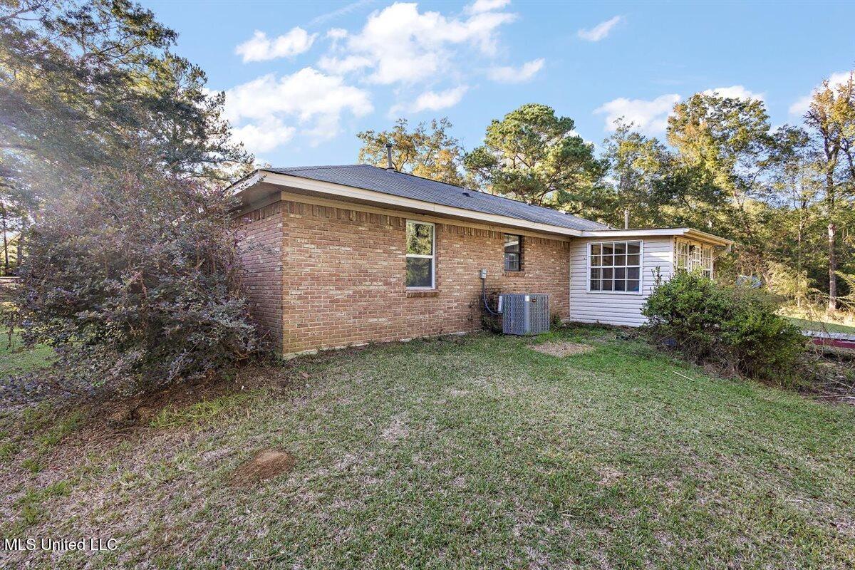 820 Memorial Drive Braxton, MS 39044 - Photo 21 of 24 23-3HTP7759