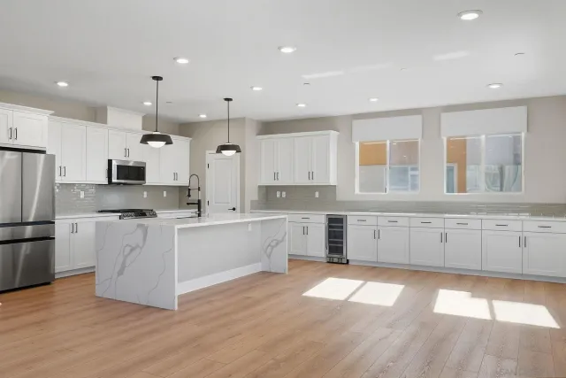 $899,999 | 1939 Minimalist Lane, Chula Vista, CA 91915