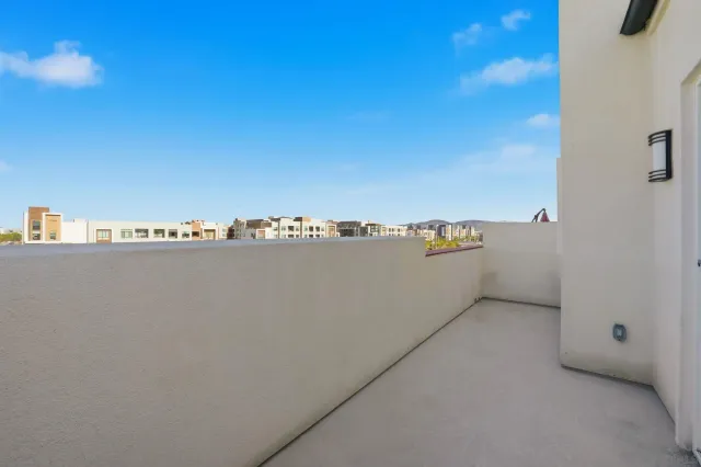 $899,999 | 1939 Minimalist Lane, Chula Vista, CA 91915