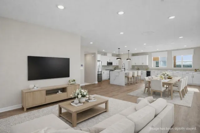 $899,999 | 1939 Minimalist Lane, Chula Vista, CA 91915