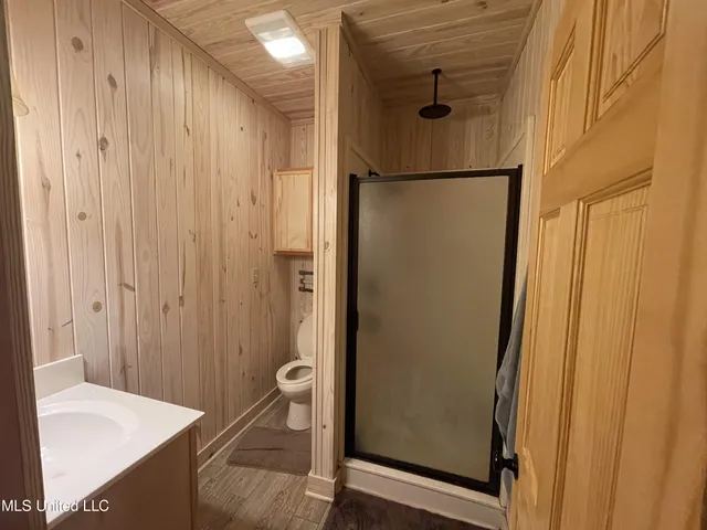 $250,000 | 2 Greenwood Miller Road, Beulah, MS 38726