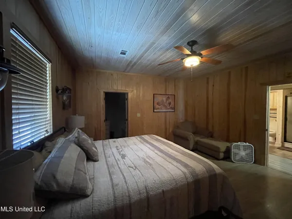 $250,000 | 2 Greenwood Miller Road, Beulah, MS 38726