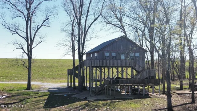 $250,000 | 2 Greenwood Miller Road, Beulah, MS 38726