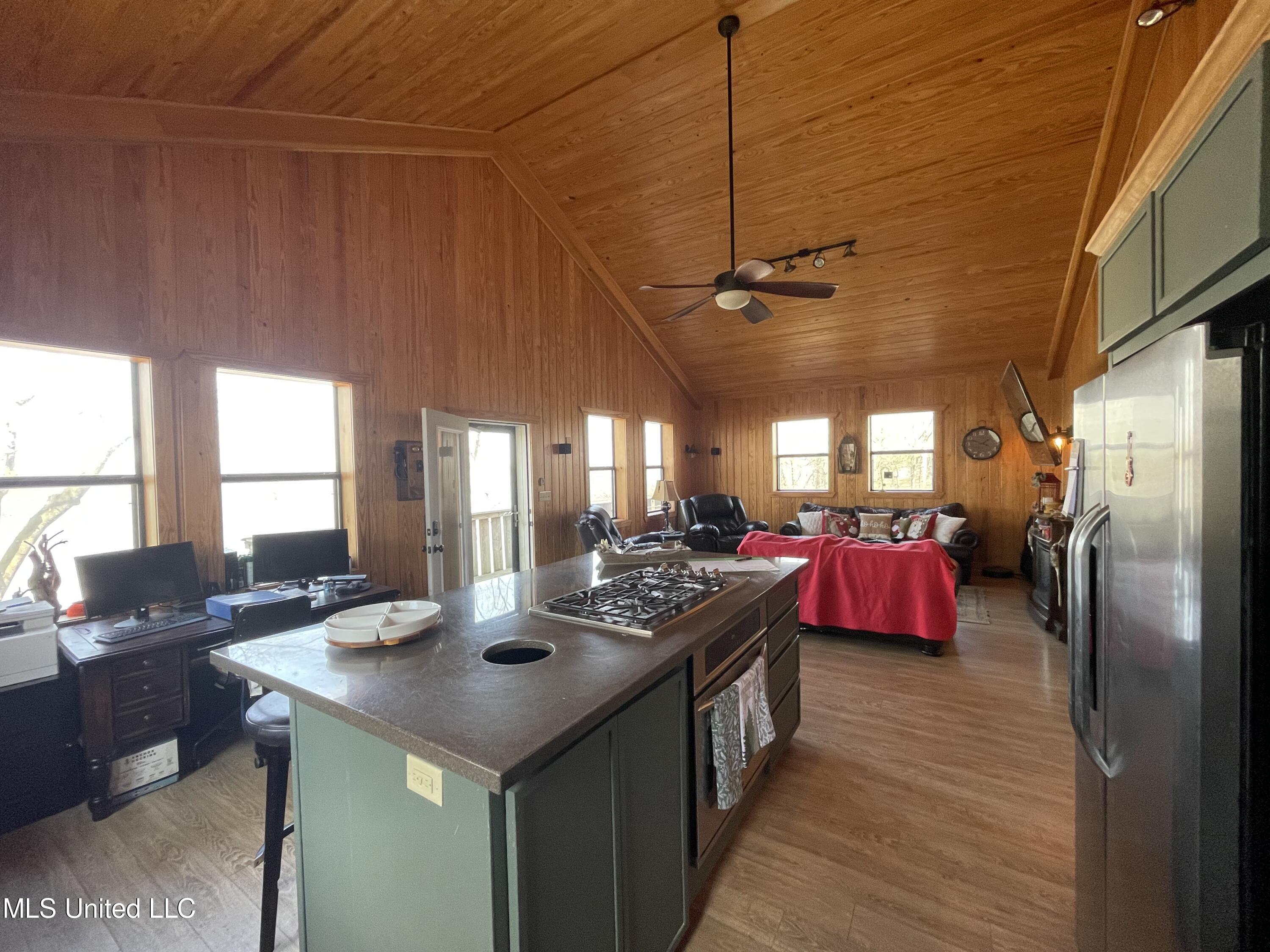 2 Greenwood Miller Road Beulah, MS 38726 - Photo 7 of 30 IMG_3747