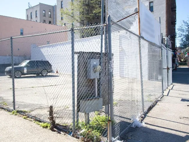 a building that has a sign on it