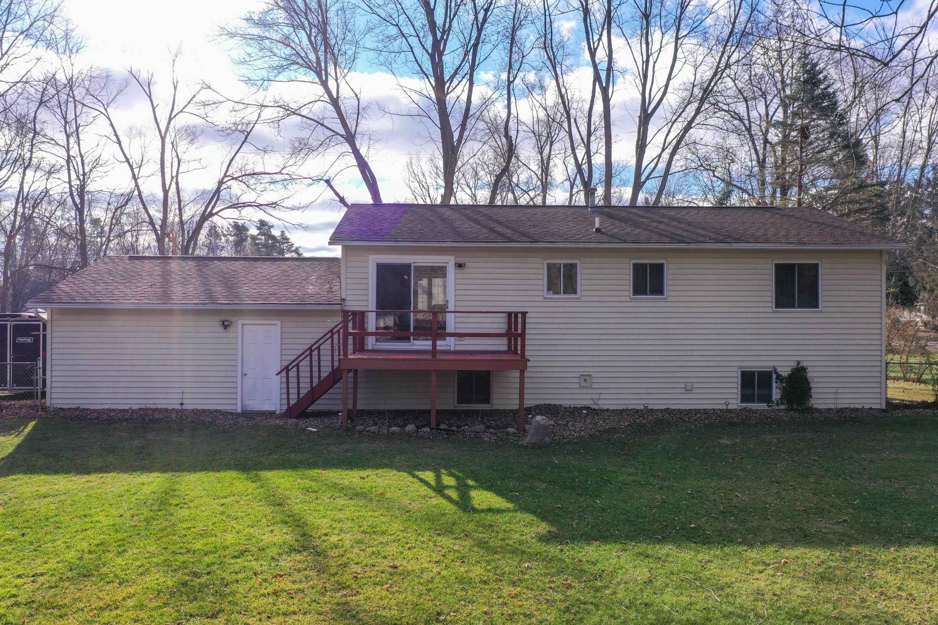 6477 East Potter Road Davison, MI 48423 - Photo 26 of 35 50097024-25.JPG