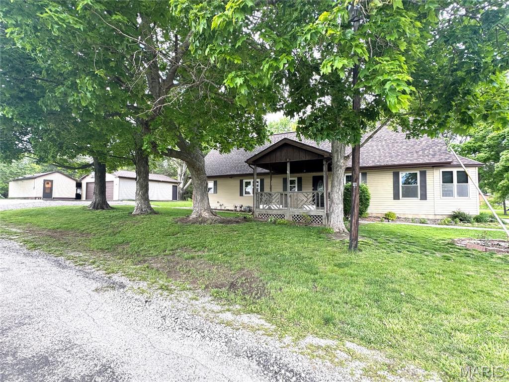 800 Ridge Street Taylor Springs, IL 62089 - Photo 1 of 9