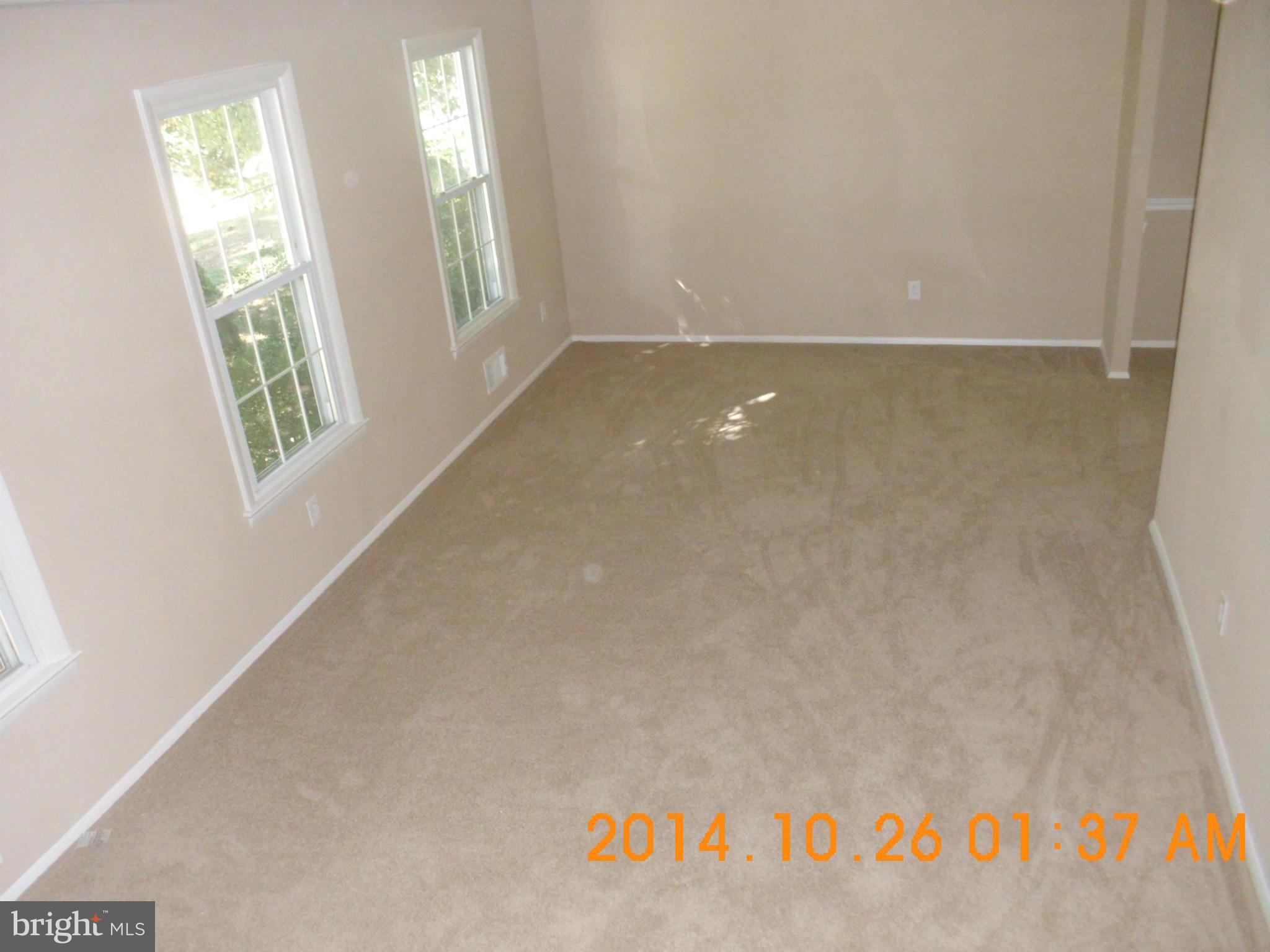 17301 Chiswell Road Poolesville, MD 20837 - Photo 14 of 30 Living Room