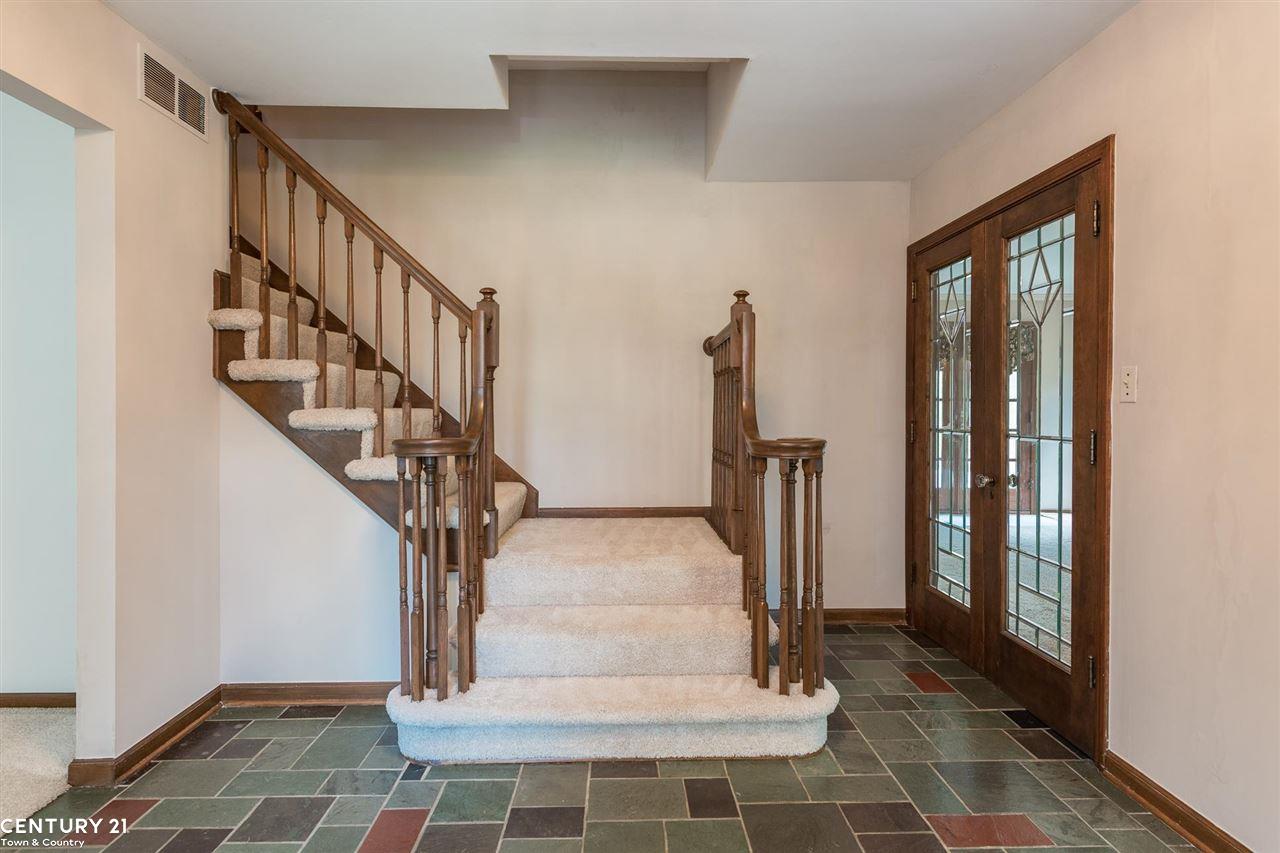 720 Edgewood Drive Rochester, MI 48306 - Photo 14 of 50