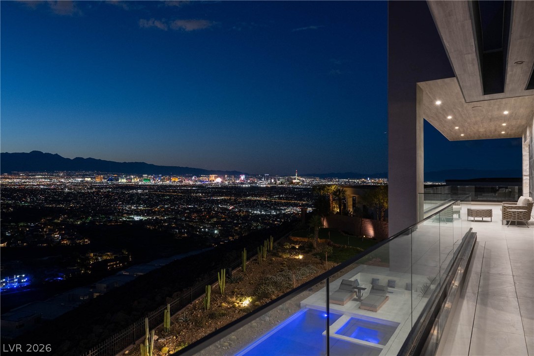 531 Cityview Ridge Drive Henderson, NV 89012 - Photo 57 of 67 Guestroom View upstairs