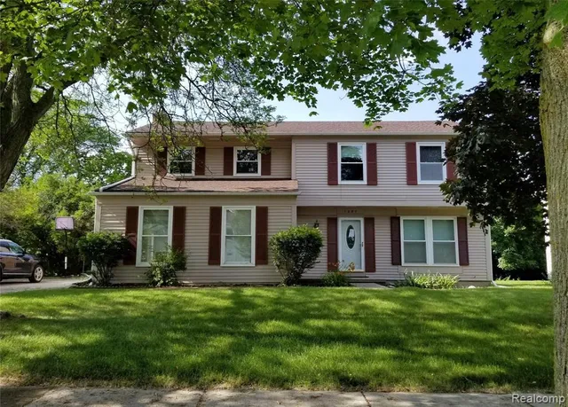 $2,600 | 1887 Fleetwood Drive, Troy, MI 48098