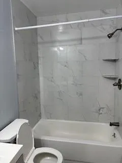 $2,600 | 1887 Fleetwood Drive, Troy, MI 48098