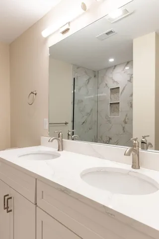 $650,000 | 3 Cameron Court, Unit 3, Hampstead, NH 03841