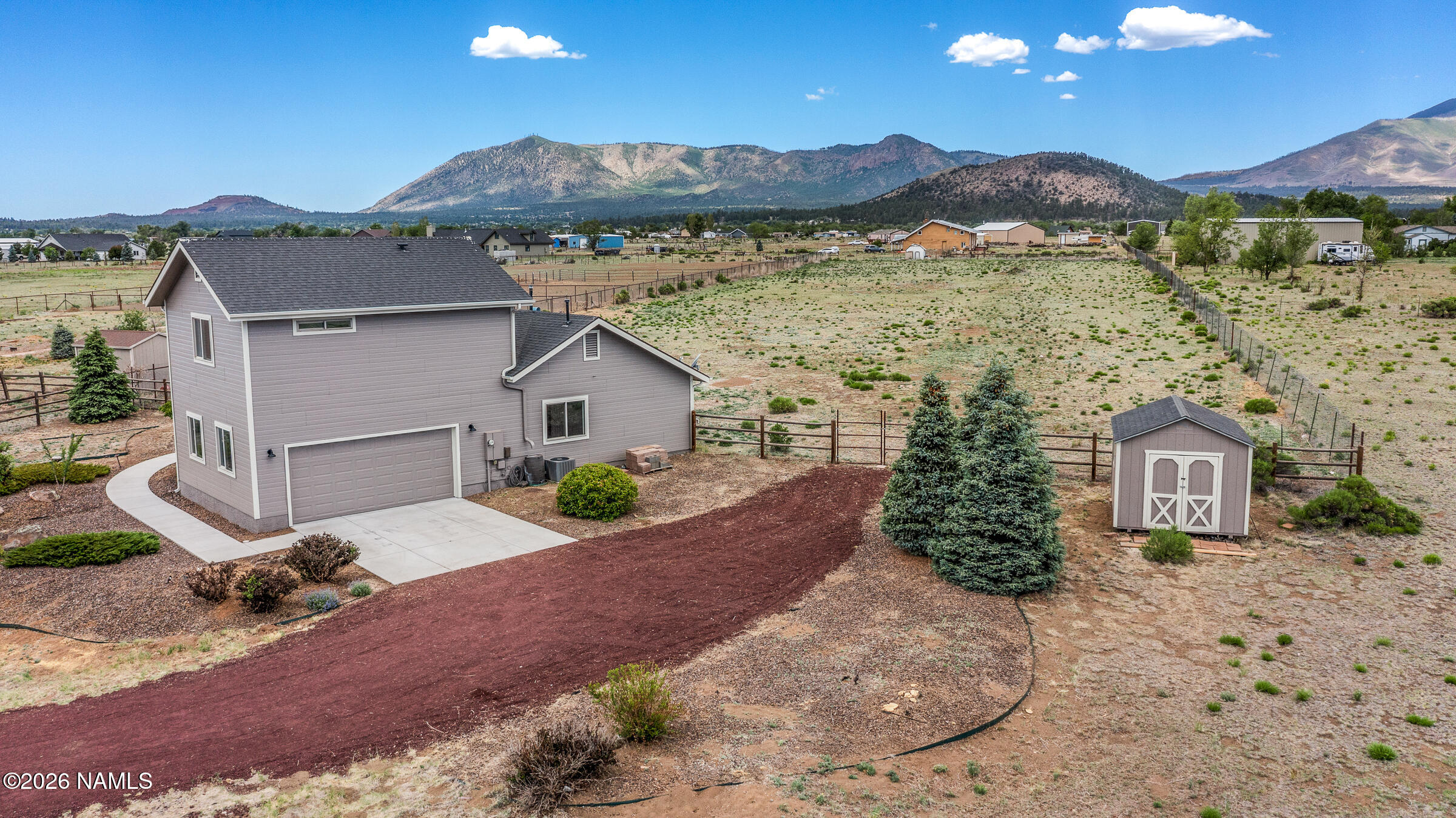 9748 North Aldrich Road Flagstaff, AZ 86004 - Photo 3 of 37 Front