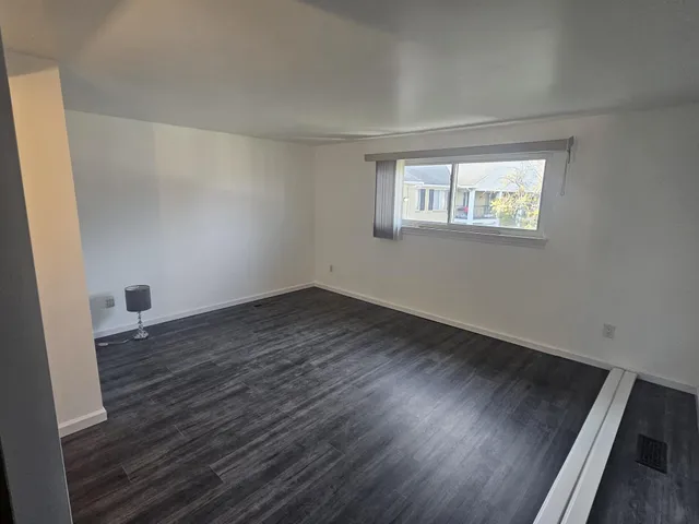 $1,800 | 13842 Keating Drive, Sterling Heights, MI 48312