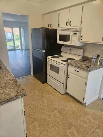 $1,800 | 13842 Keating Drive, Sterling Heights, MI 48312