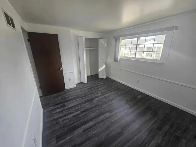 $1,800 | 13842 Keating Drive, Sterling Heights, MI 48312