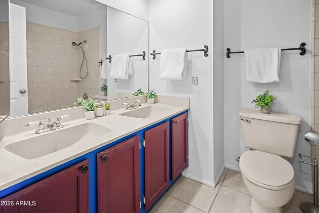 $575,000 | 7040 West Oraibi Drive, Glendale, AZ 85308