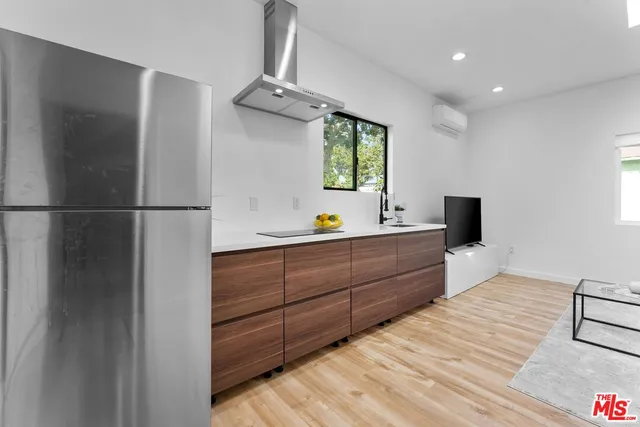 $1,899,000 | 11462 Patom Drive, Culver City, CA 90230