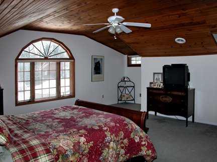 237 Cherokee Road Upper St. Clair, PA 15241 - Photo 7 of 8