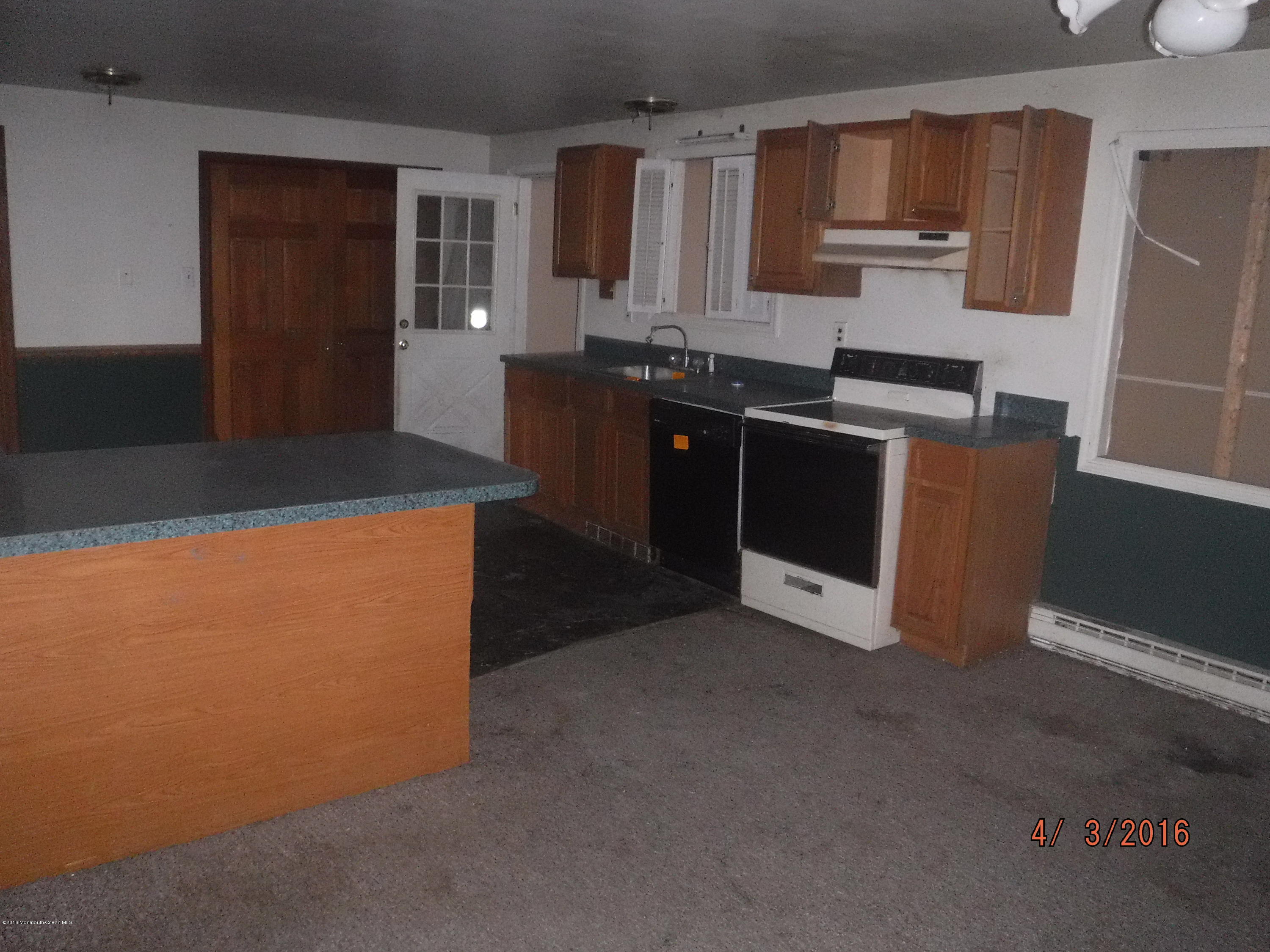 29 Stoney Hill Road Cream Ridge, NJ 08514 - Photo 4 of 16 kitchen