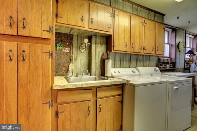 5245 Onion Road Pylesville, MD 21132 - Photo 16 of 25 Laundry room