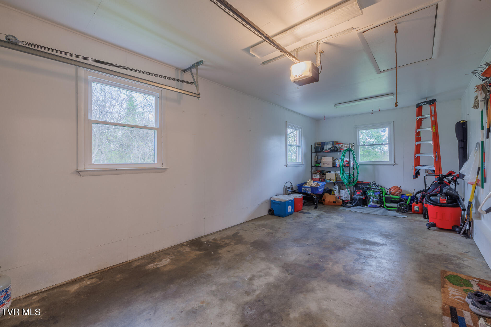 301 Eastley Road Kingsport, TN 37660 - Photo 32 of 40 1R9A2229-HDR
